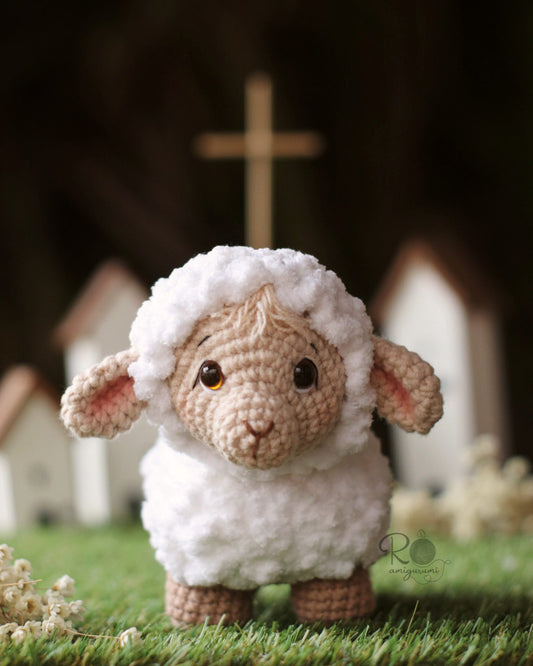 Agnus/Agnes - Digital Amigurumi Pattern