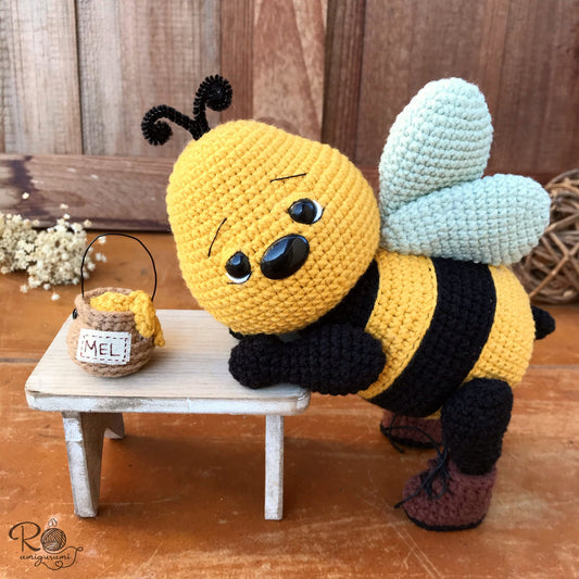 Zangoso, el Abejorro Melindroso - Patrón Digital de Amigurumi