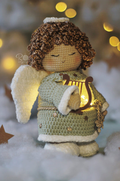 Lumi, Noelius, Gael e Gigi - Receitas Digitais de Amigurumi