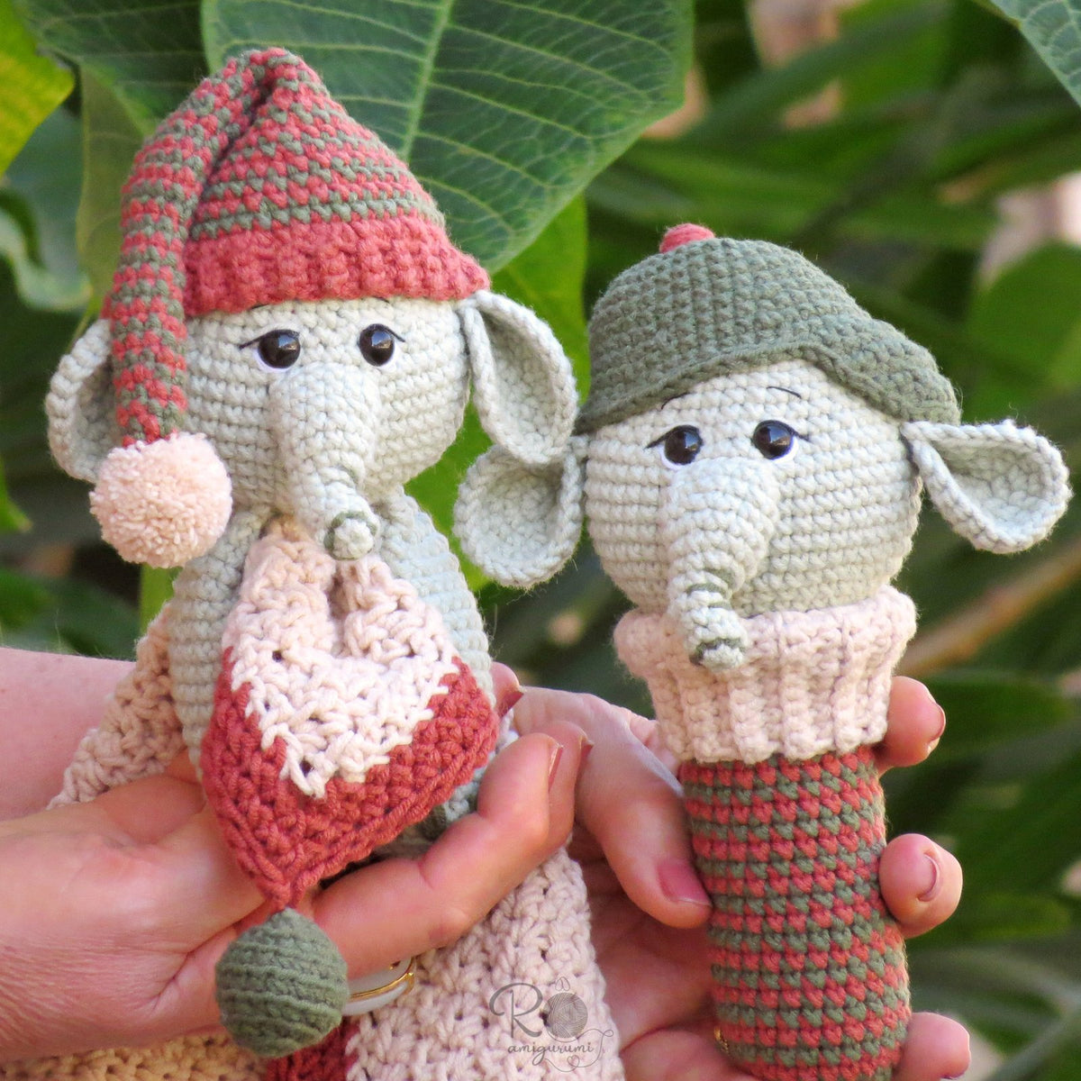 Kit Naninha e Chocalo - Elefante Theo - Receita Digital de Amigurumi