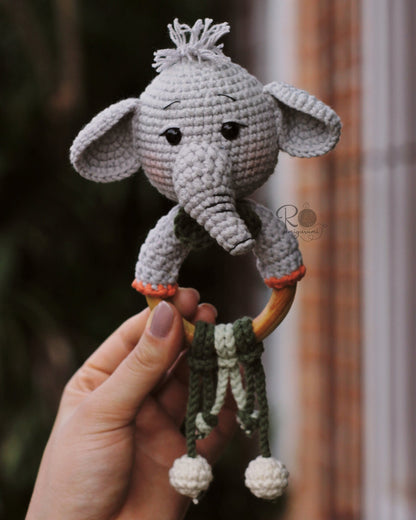 Chocalho Sensorial Tonton - Receita Digital de Amigurumi